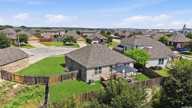 6187 Poinsettia, New Braunfels, TX 78132