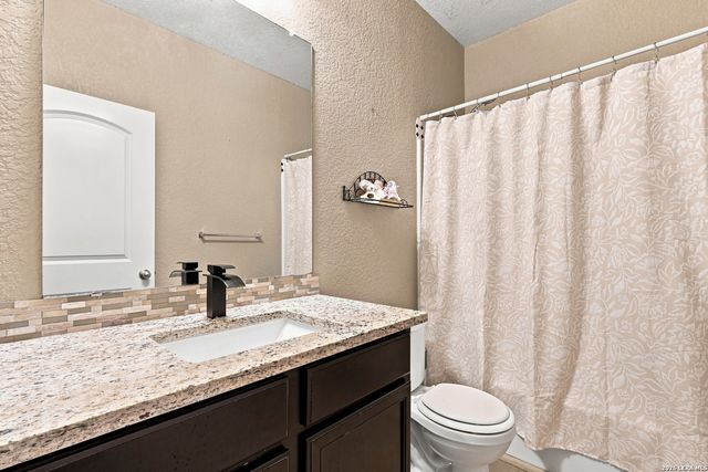 6187 Poinsettia, New Braunfels, TX 78132
