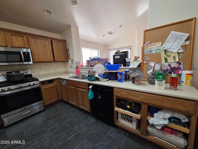 44144 W CYPRESS Lane, Maricopa, AZ 85138