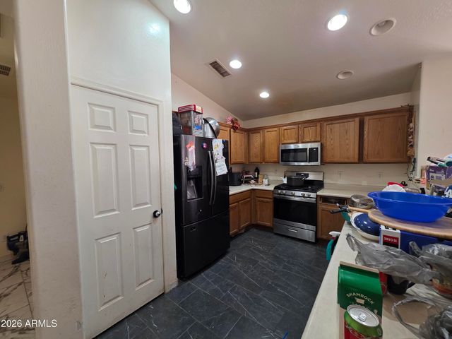 44144 W CYPRESS Lane, Maricopa, AZ 85138