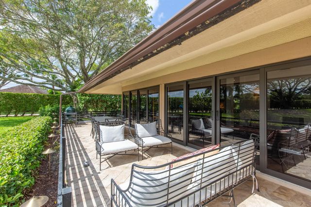 11669 Wimbledon Circle, Wellington, FL 33414