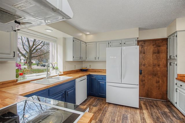 4203 Arizona Circle, Ames, IA 50014