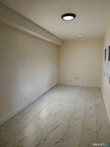 2672 Broadbridge Avenue, Stratford, CT 06614