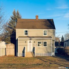 2672 Broadbridge Avenue, Stratford, CT 06614