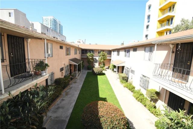 333 Linden Avenue 9, Long Beach, CA 90802