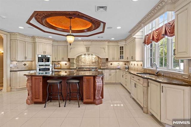117 Truman Drive, Cresskill, NJ 07626