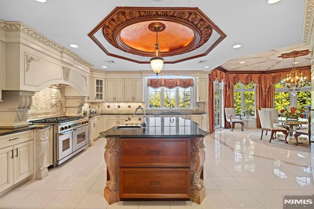 117 Truman Drive, Cresskill, NJ 07626
