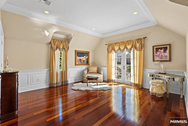 117 Truman Drive, Cresskill, NJ 07626