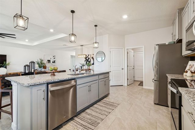 9882 SHORELINE VIEW WAY, Wesley Chapel, FL 33545