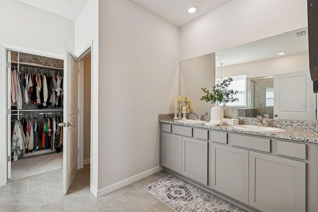 9882 SHORELINE VIEW WAY, Wesley Chapel, FL 33545