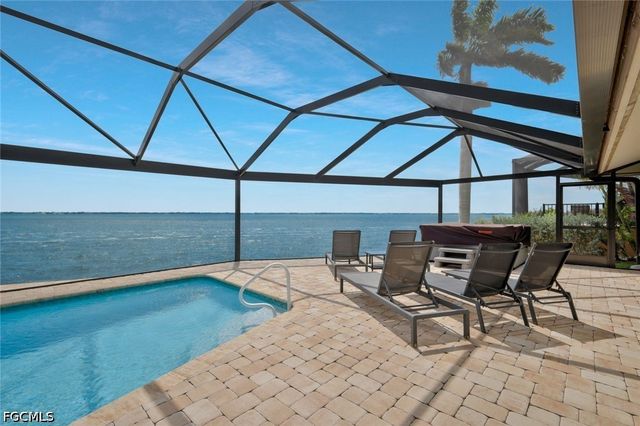 3111 SE 22nd PL, Cape Coral, FL 33904