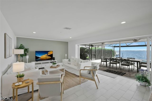 3111 SE 22nd PL, Cape Coral, FL 33904