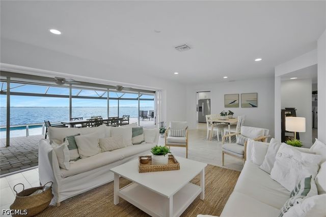 3111 SE 22nd PL, Cape Coral, FL 33904