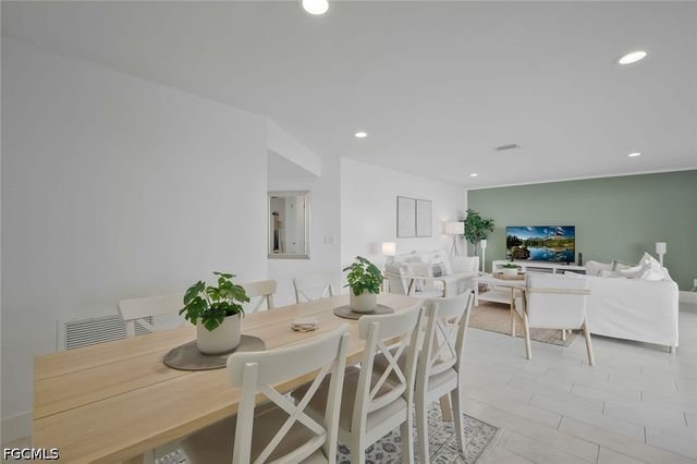 3111 SE 22nd PL, Cape Coral, FL 33904