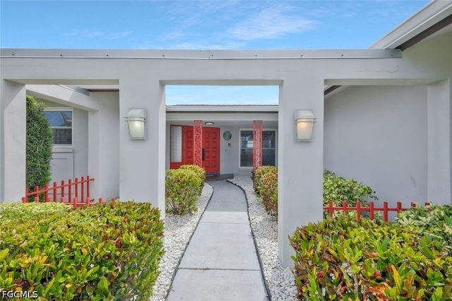 3111 SE 22nd PL, Cape Coral, FL 33904