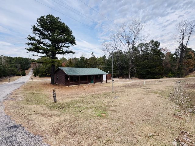 42 CR 35720, Powderly, TX 75473