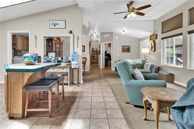 5005 E Highway 41, Templeton, CA 93465