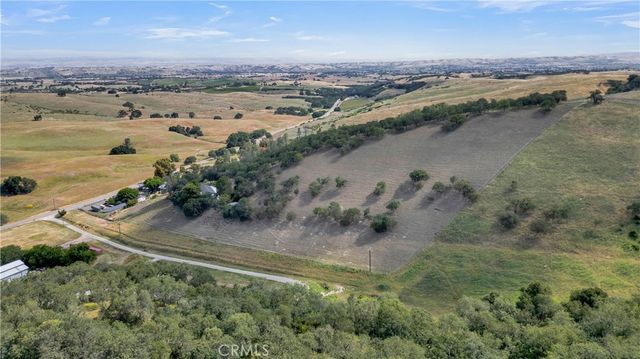 5005 E Highway 41, Templeton, CA 93465