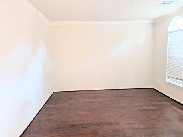 14411 Berrington Drive, Houston, TX 77083