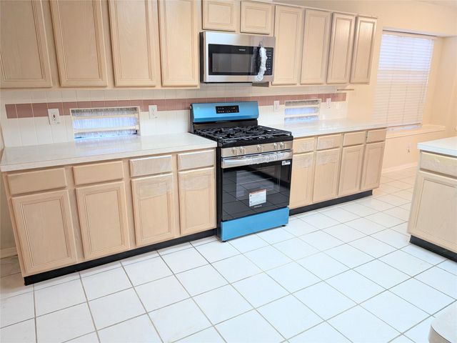 14411 Berrington Drive, Houston, TX 77083