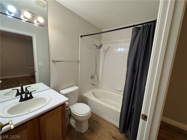 3400 Wexford Lane 102, Las Vegas, NV 89129