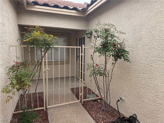 3400 Wexford Lane 102, Las Vegas, NV 89129