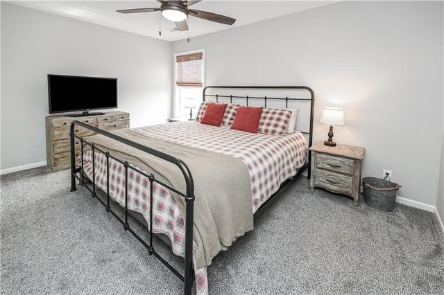1334 N 161st Terrace, Basehor, KS 66007