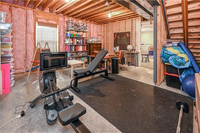 1334 N 161st Terrace, Basehor, KS 66007