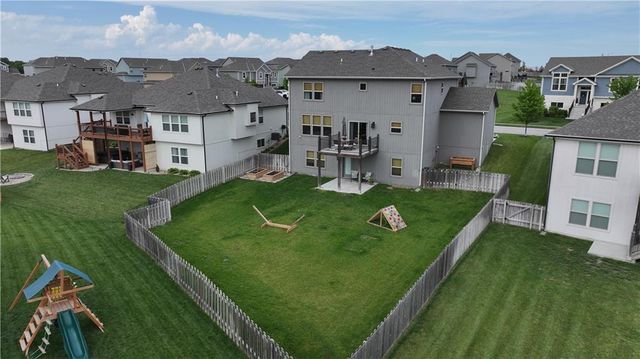 1334 N 161st Terrace, Basehor, KS 66007