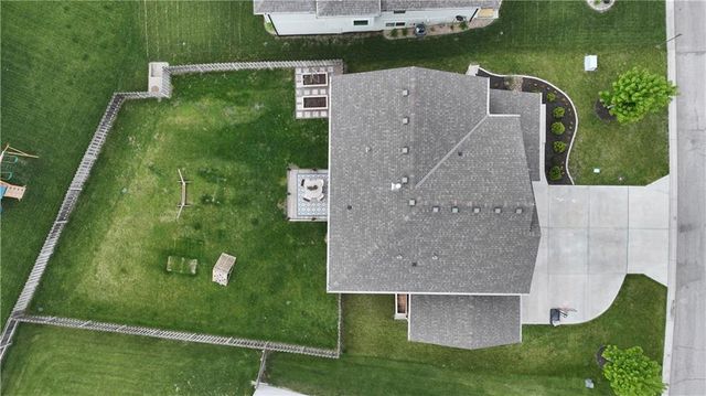 1334 N 161st Terrace, Basehor, KS 66007
