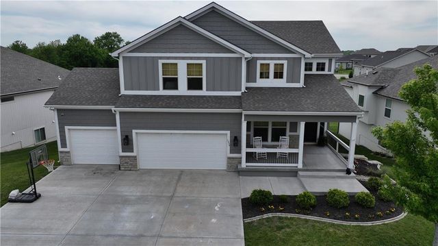 1334 N 161st Terrace, Basehor, KS 66007