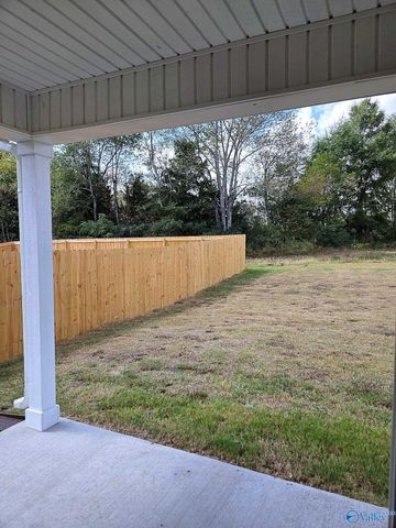 17885 Daniel Island Drive, Athens, AL 35611