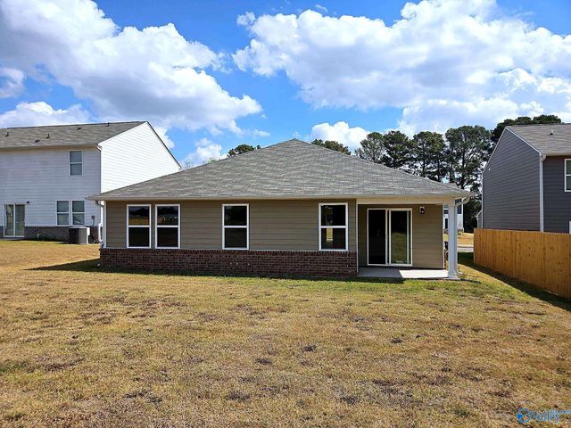 17885 Daniel Island Drive, Athens, AL 35611