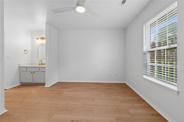 801 N 19th Street, Rogers, AR 72756