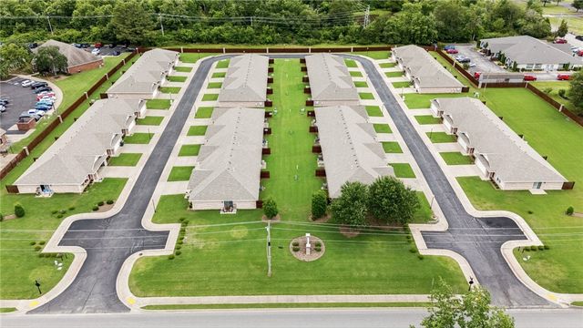 801 N 19th Street, Rogers, AR 72756