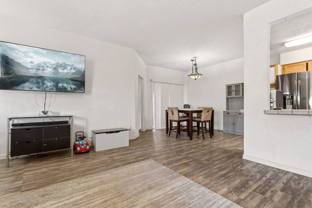2809 El Tesoro Escondido NW, Albuquerque, NM 87120