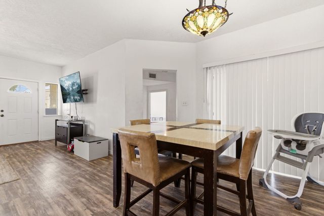 2809 El Tesoro Escondido NW, Albuquerque, NM 87120