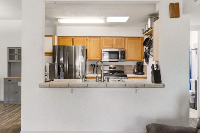 2809 El Tesoro Escondido NW, Albuquerque, NM 87120
