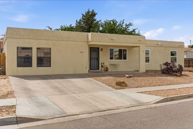 2809 El Tesoro Escondido NW, Albuquerque, NM 87120
