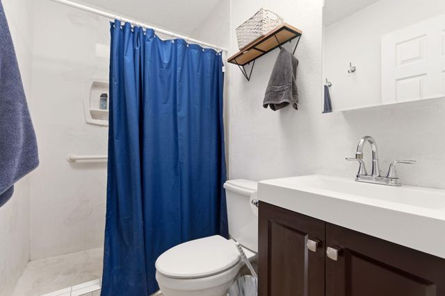 2809 El Tesoro Escondido NW, Albuquerque, NM 87120