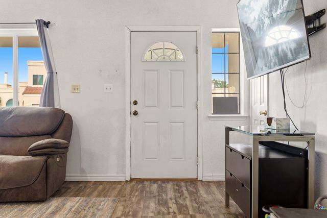 2809 El Tesoro Escondido NW, Albuquerque, NM 87120