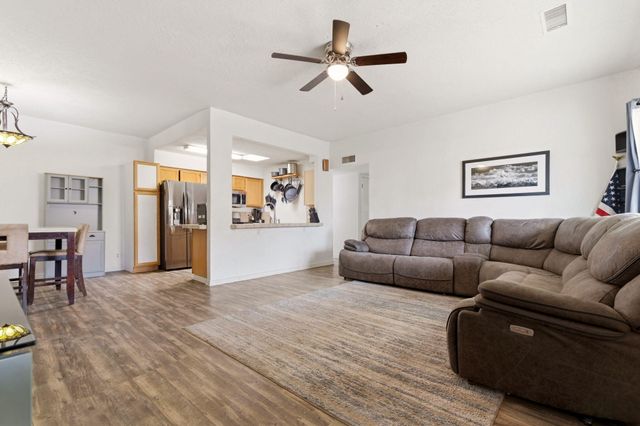 2809 El Tesoro Escondido NW, Albuquerque, NM 87120