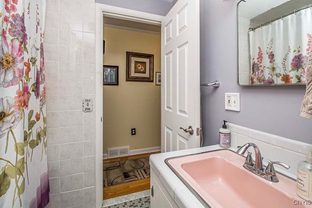 304 Sherbrooke Road, Manlius, NY 13104