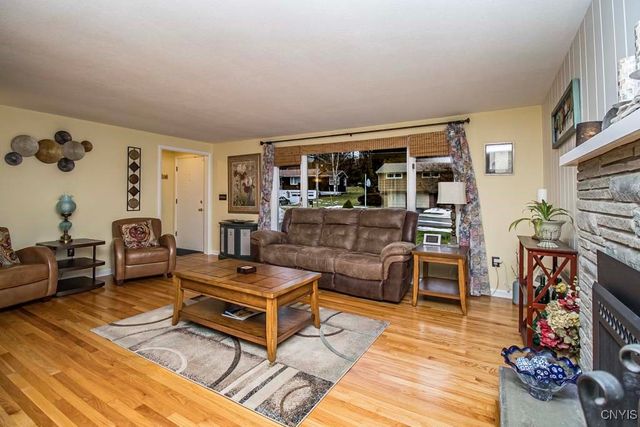 304 Sherbrooke Road, Manlius, NY 13104