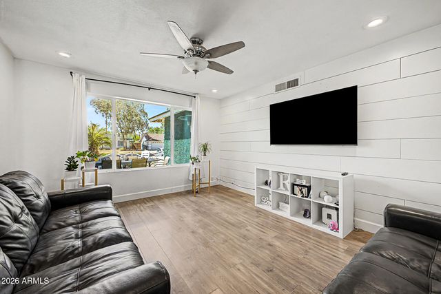 3513 E PUEBLO Avenue, Mesa, AZ 85204