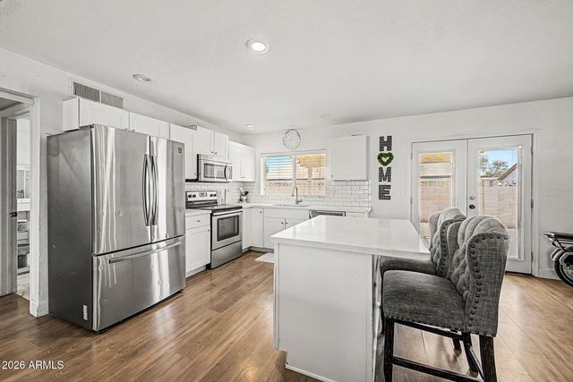 3513 E PUEBLO Avenue, Mesa, AZ 85204