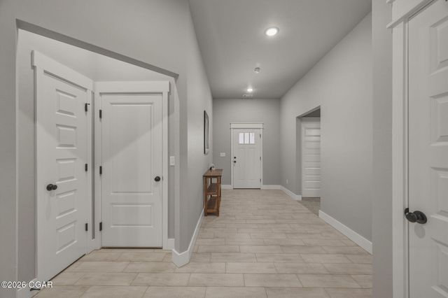 340 E Greystone Square, Webb City, MO 64870