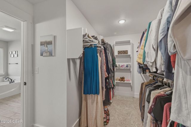 340 E Greystone Square, Webb City, MO 64870