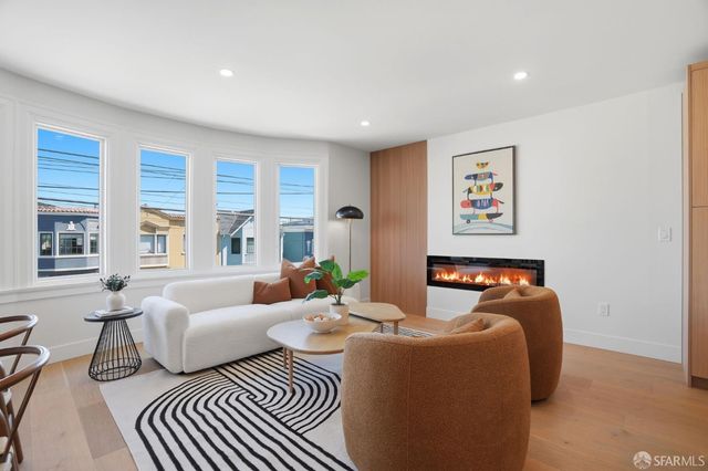 663 28th Avenue, San Francisco, CA 94121