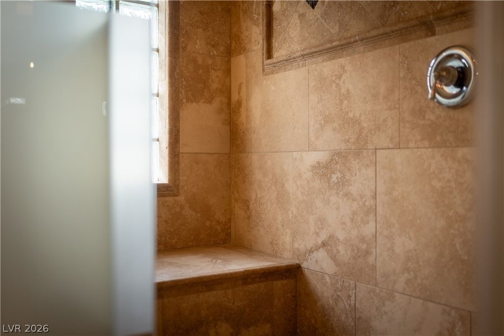 18 Hummingbird Circle, Henderson, NV 89014 — photo 5